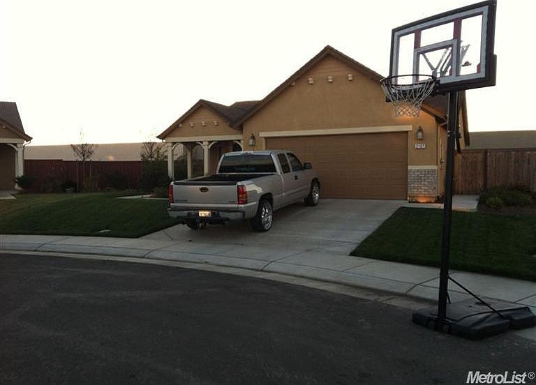 2nd image of 2107 Harmony Hill Ct