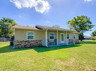 1201 N Broadway Ave, Yellville, AR 72687