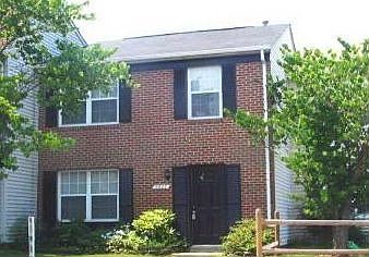 8603 Woodhue Ct