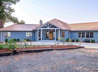 37610 Farris Rd, Scio, OR 97374