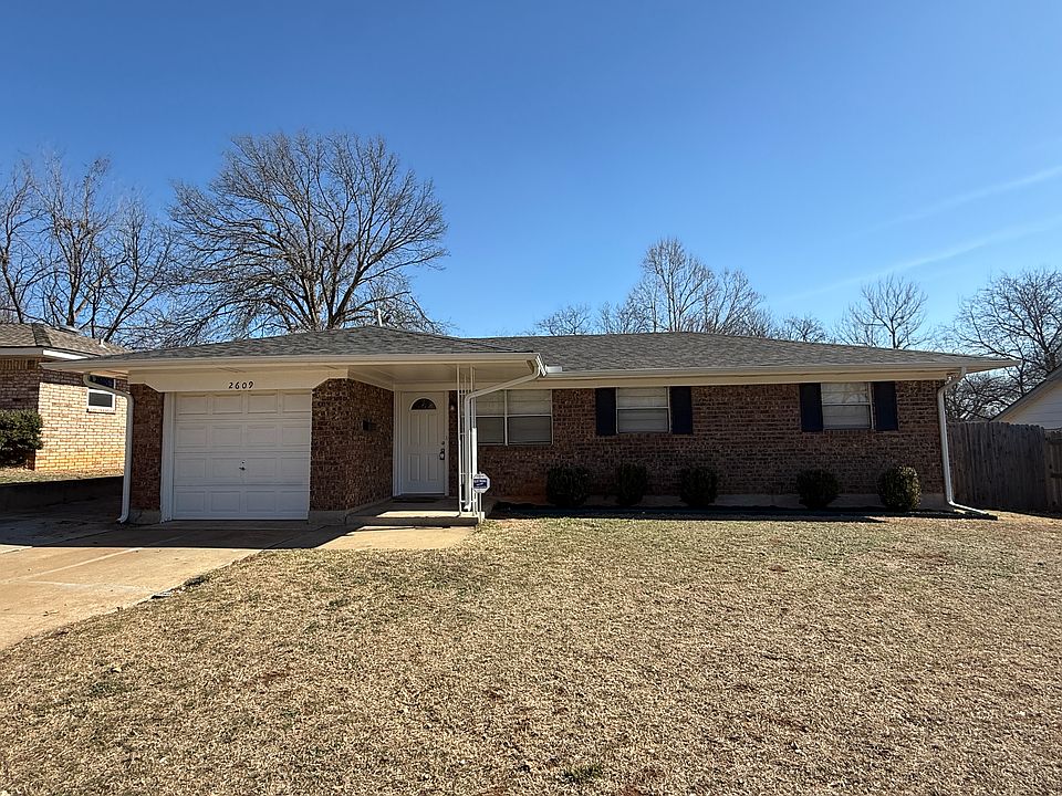 1st image of 2609 Wyandotte Way