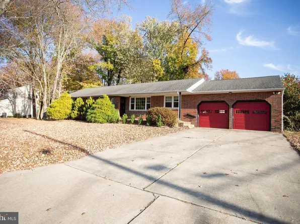 1210 Severn Ave, Cherry Hill, NJ 08002