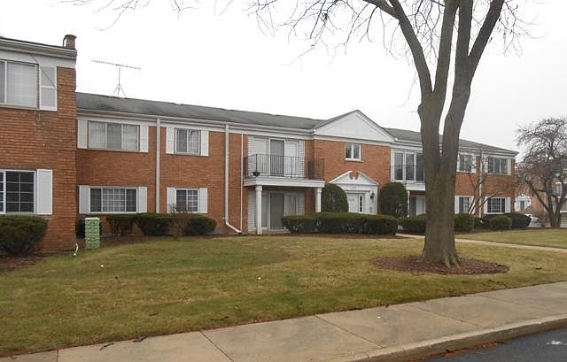 1st image of 1120 N Farnsworth Ave Unit 2
