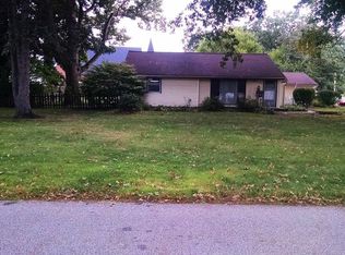 7268 1st St, Mentor, OH 44060