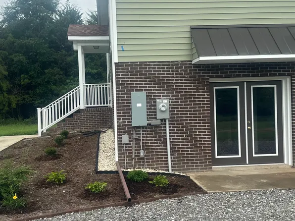 2321 Evans Mill Rd, Dillwyn, VA