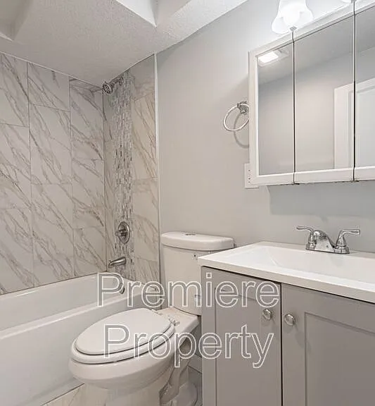 7610 E 48th St — Photo 12