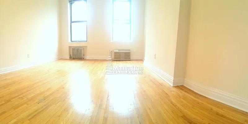 Rented by Manhattan Connection | media 11