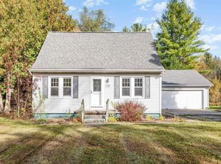 738 W Irish St, Sanford, MI 48657