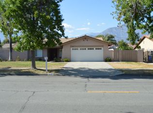 1047 W 15th St, Upland, CA 91786