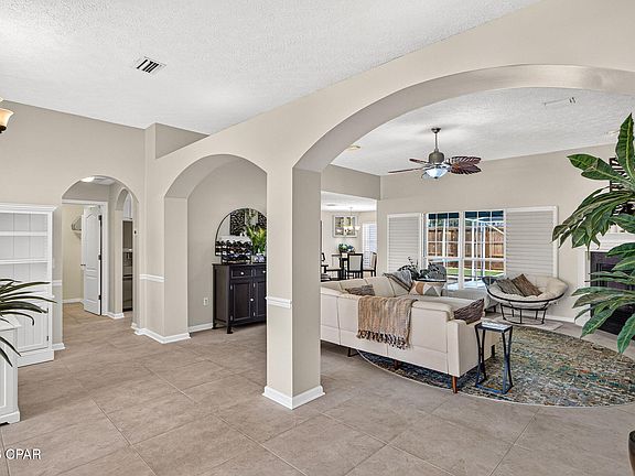 3rd image of 431 Hidden Island Dr