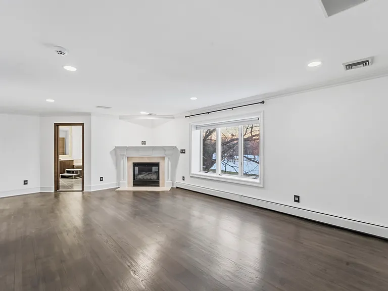 99 Ogle Rd — Photo 14