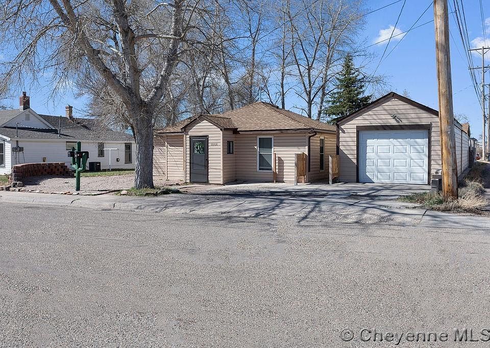 1008 Oneil Ave, Cheyenne, WY 82007 | Zillow