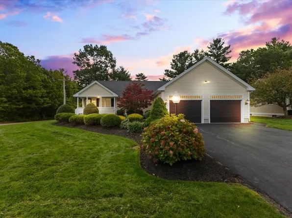 6 Bear Paw Trl, Taunton, MA 02780