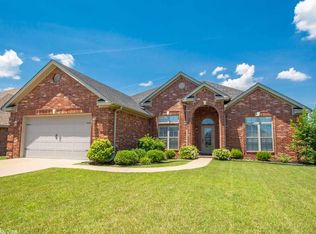119 Cabanel Dr, Maumelle, AR 72113