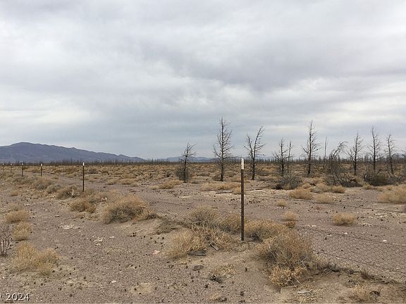 5th image of 2240 S Charity Ln
