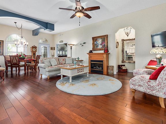 2nd image of 17477 SE 110th Ct