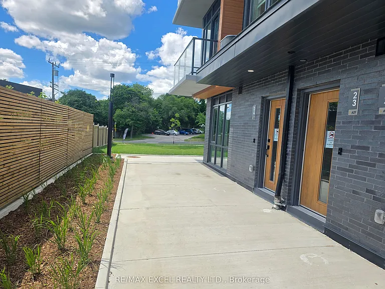 75 Curlew Dr #23 — Photo 3
