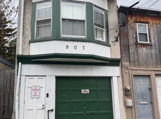 907 Birch St, Reading, PA 19604