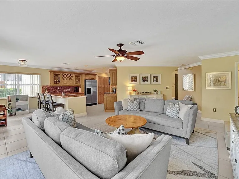 16763 NW 13th St — Photo 5