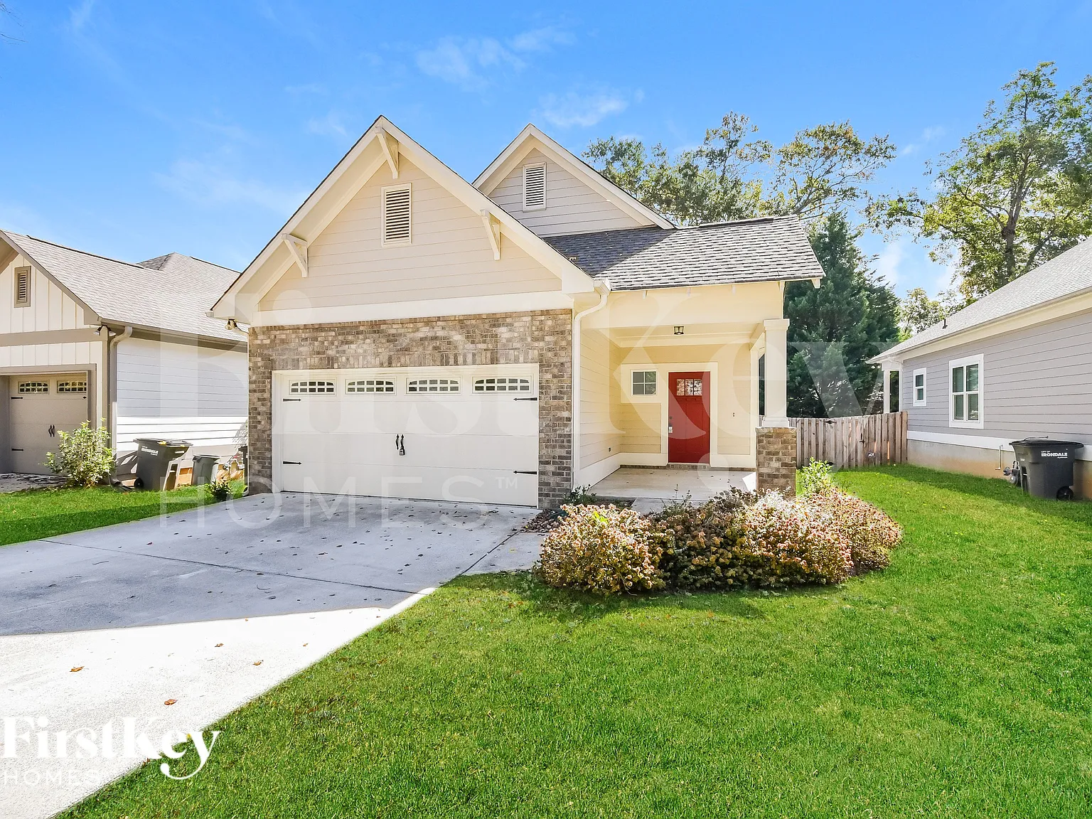 3 bed, 2.0 bath, 1266 sqft, $2,505 — Photo 2