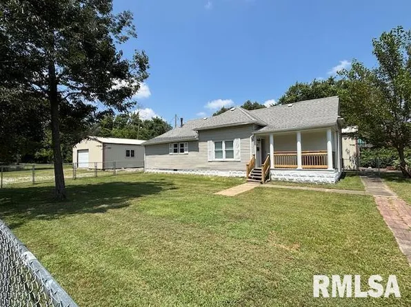 1621 N Park Ave, Herrin, IL 62948