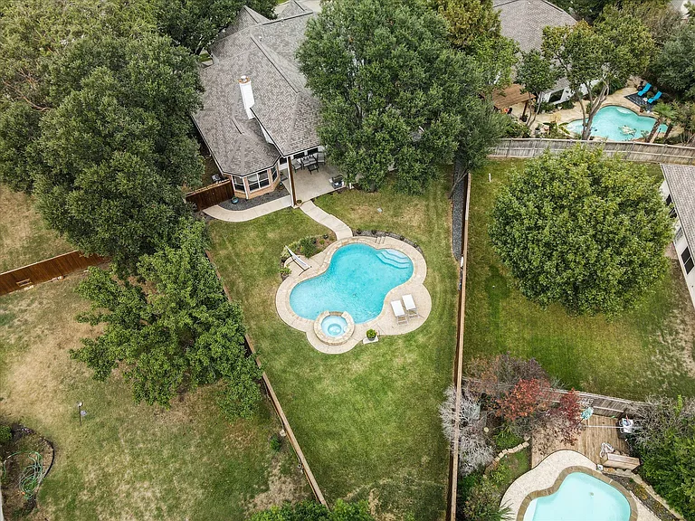 2313 Kingsley Dr — Photo 43
