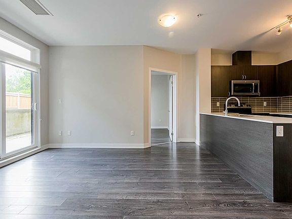 3rd image of 3560 Saint Clair Ave E #104