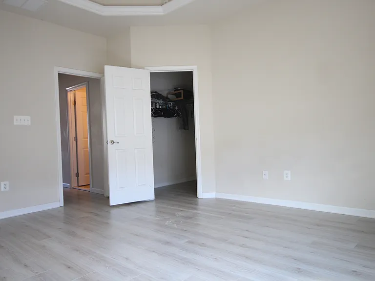 780 Cherry Bark Ln — Photo 8
