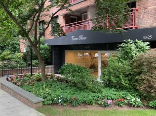 4325 Douglaston Pkwy APT 5A, Flushing, NY