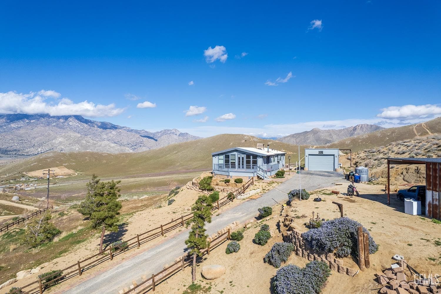 5021 Saddle Pl, Weldon, CA 93283 MLS 202402486 Zillow