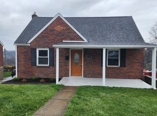 3636 Oakleaf Rd, Pittsburgh, PA 15227