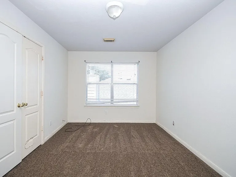 5214 Mountain Forest Dr — Photo 18