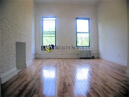 Rented by DSA Realty | media 31