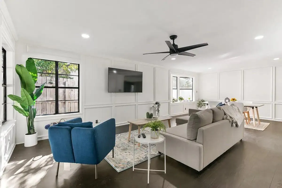 4 bed, 2.0 bath, 1162 sqft, $2,750 — Photo 1