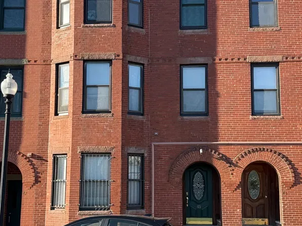 45 Thorndike St, Roxbury, MA 02118
