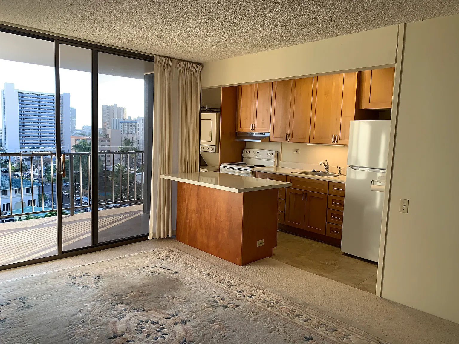 1 bed, 548 sqft, $2,400 — Photo 4