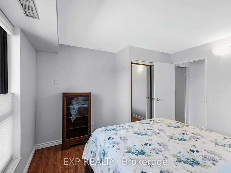 15390 Yonge St #104 — Photo 14