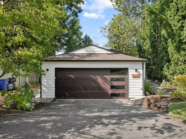 2905 SW Carolina St, Portland, OR 97239