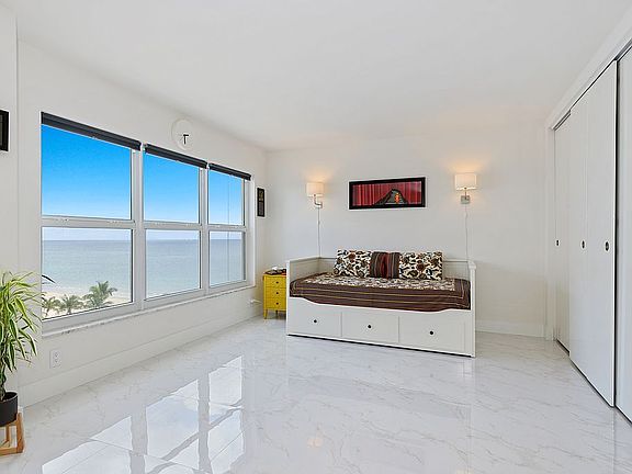 3rd image of 3900 Galt Ocean Dr APT 616