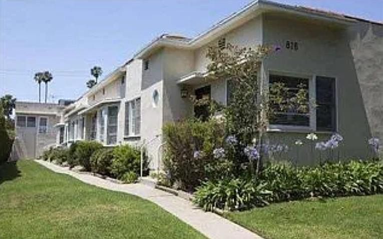 1st image of 818 20th St #Bb