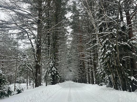 2nd image of 2550 Columbus ROAD