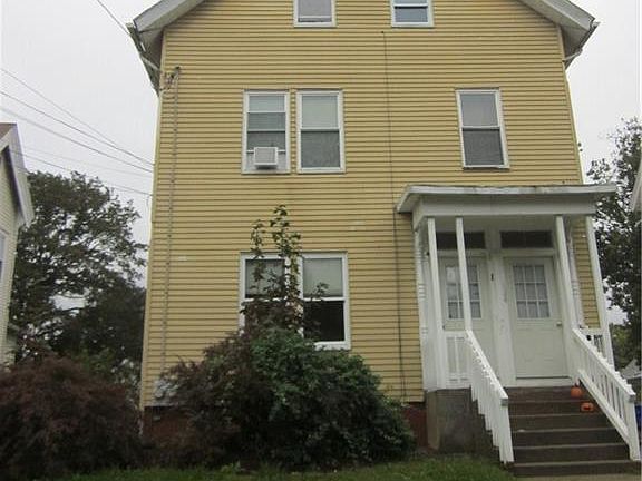 2nd image of 122-124 Walnut St
