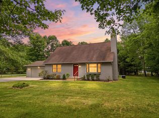 10037 Peppermill Ln, Stanwood, MI 49346