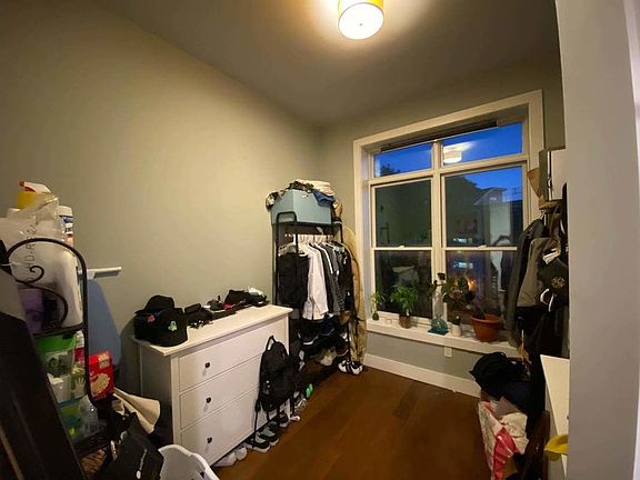 2nd image of 539 Park Pl #3F