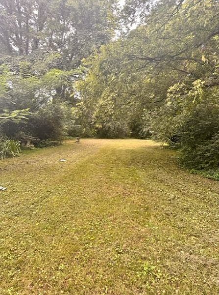 2nd image of 0 E 16th St
