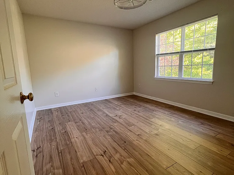 4414 River Forest Ln — Photo 12