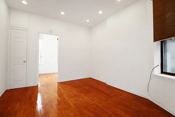 Rented by Union Square Property Management | media 12