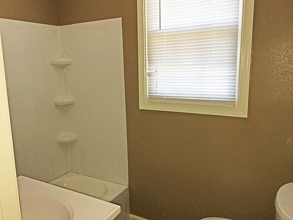 5th image of 1401 Meeks St APT B6
