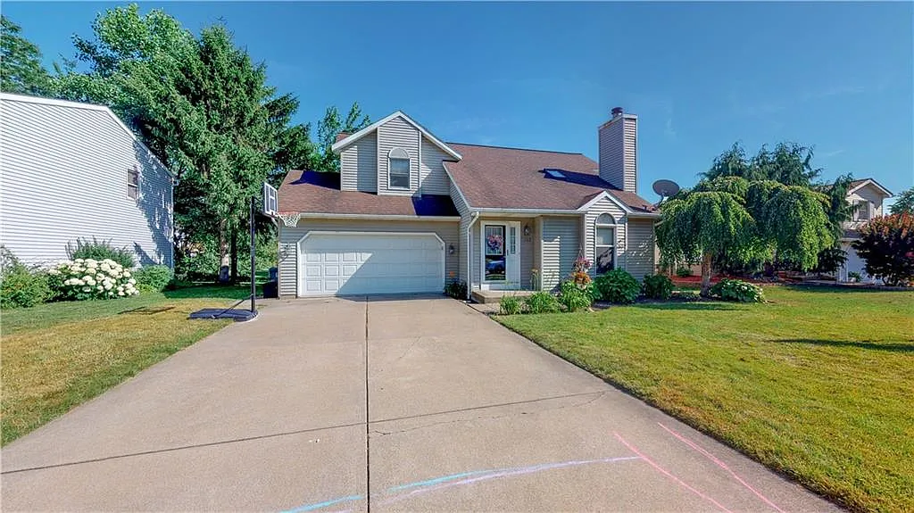 1163 Amy Ave photo 1