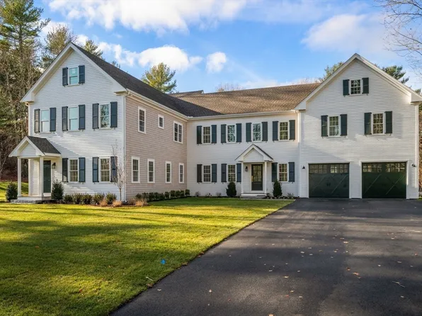 74 Teakettle Ln, Duxbury, MA 02332